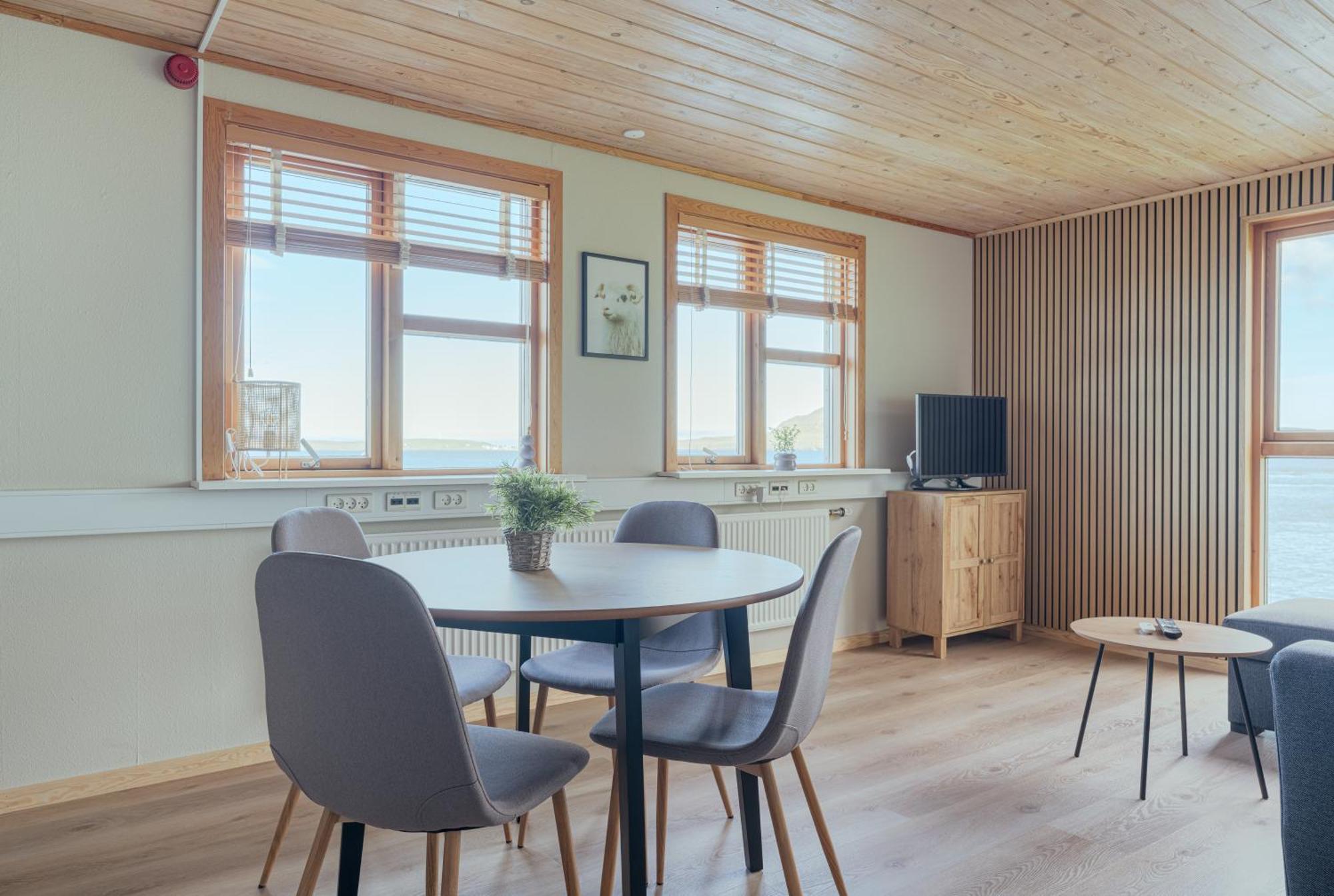 A Tromini Guesthouse Tórshavn Zewnętrze zdjęcie