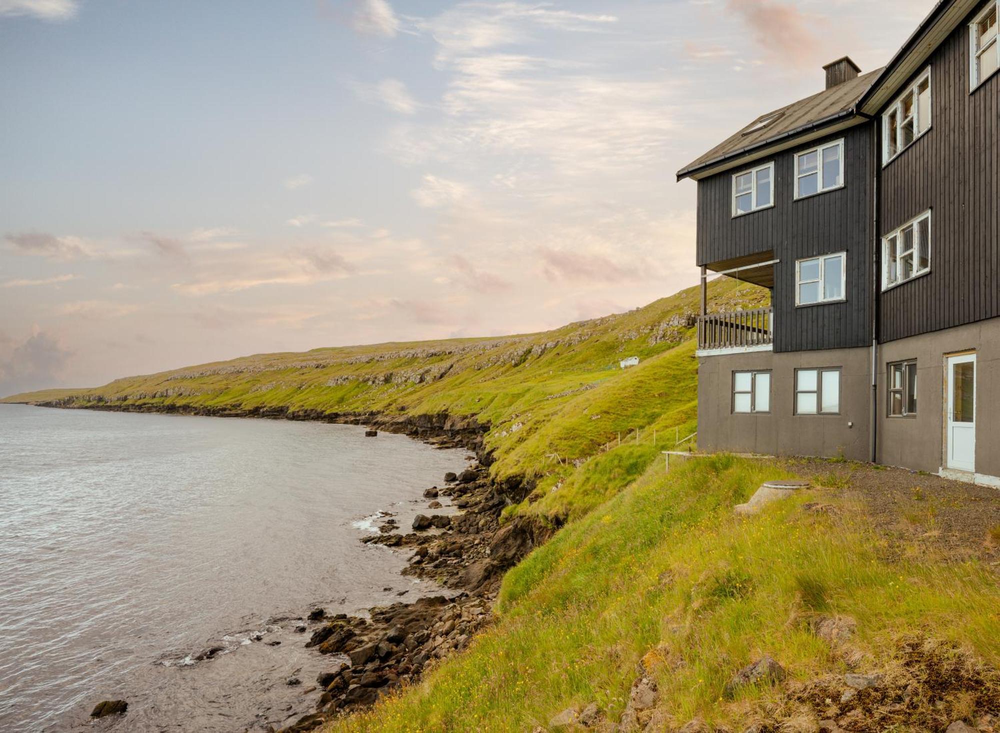 A Tromini Guesthouse Tórshavn Zewnętrze zdjęcie