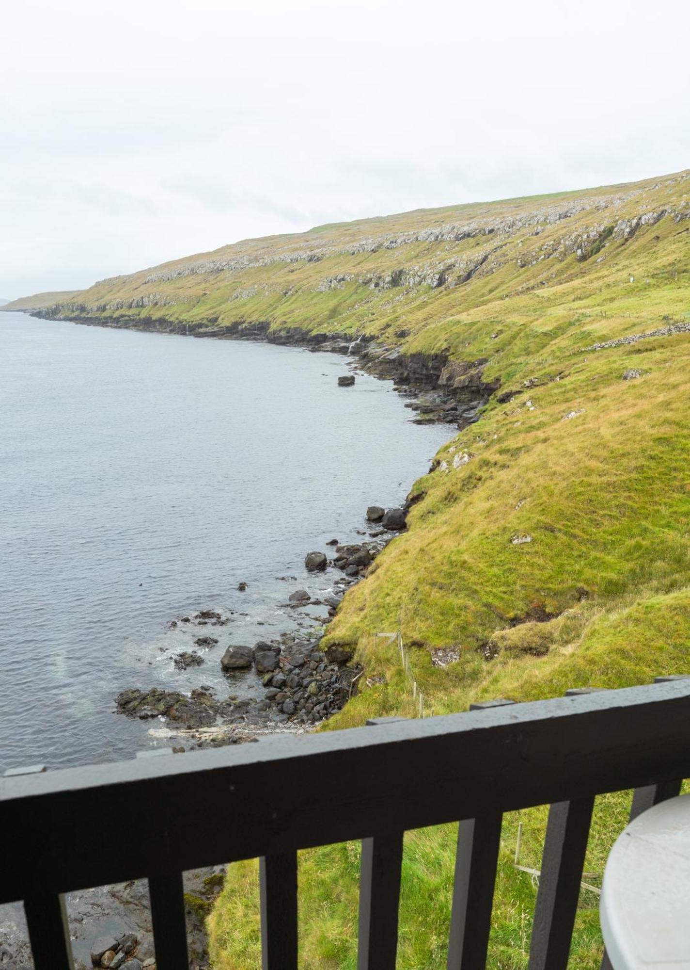 A Tromini Guesthouse Tórshavn Zewnętrze zdjęcie